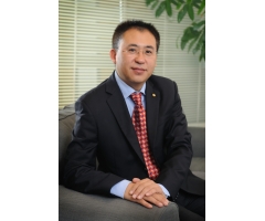 �׺���  Bai Haibo�������Ƶ꼯�Ŷ��³�����ϯִ�й�  Chairman and CEO of HNA Hospitality Group��